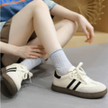 Giày Sneaker Trắng Đế Gum Phong Cách Retro